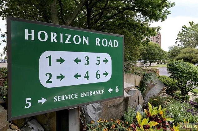 2 Horizon Rd #1411, West Fort Lee, NJ 07024