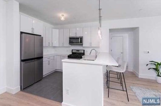 8621 River Rd #4c, North Bergen, NJ 07047