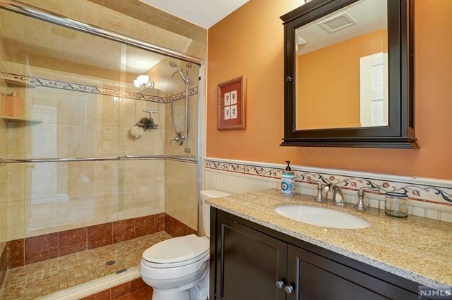 599 Pt Ave, Bricktown NJ  08724-4855 exterior