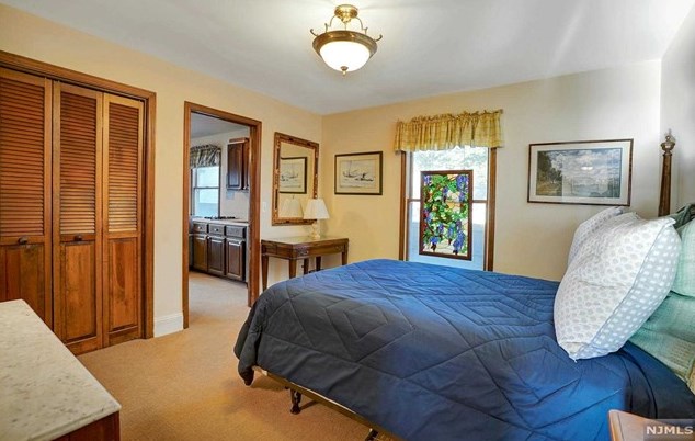 599 Pt Ave, Bricktown NJ  08724-4855 exterior