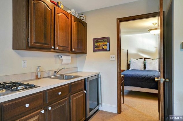 599 Pt Ave, Bricktown NJ  08724-4855 exterior