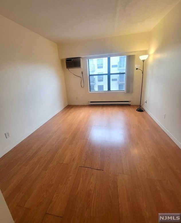 110-14 Sussex St #2c, Hackensack, NJ 07601