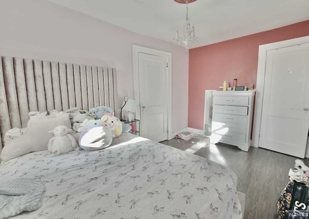 248 Clinton Ave, Bergenfield NJ 07621-3203 exterior