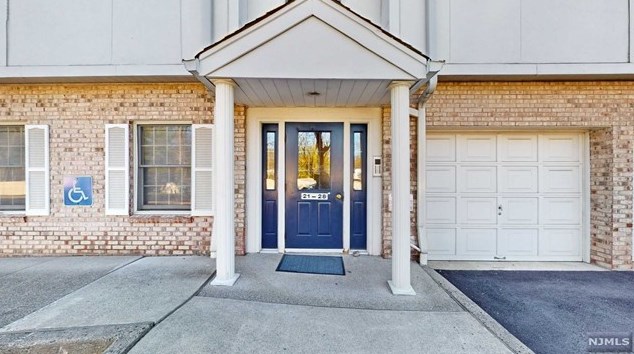 23 Colonial Village Dr, Hillsdale, NJ 07642-1409