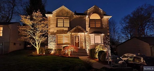 104 Walnut St, Oakland, NJ 07436