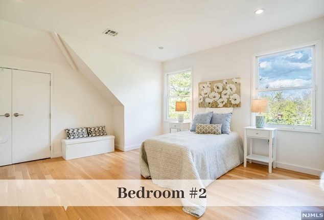 159 Forest Rd, Ridgewood NJ  07452-1914 exterior