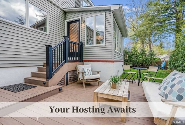 159 Forest Rd, Ridgewood NJ  07452-1914 exterior