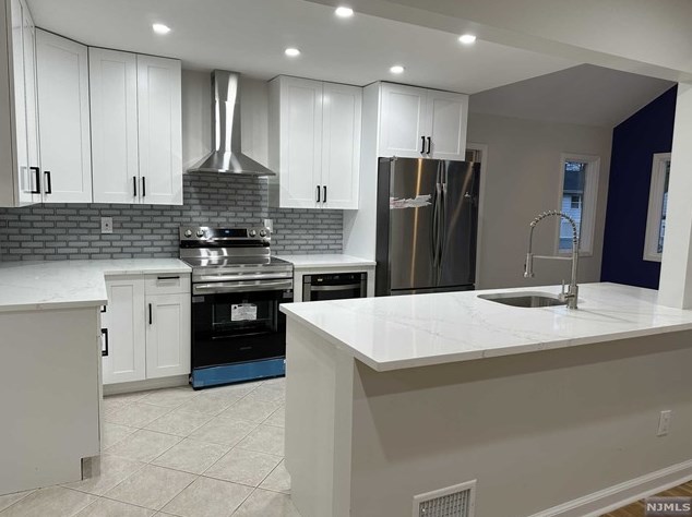167 Bergenline Ave, Westwood, NJ 07675-3245