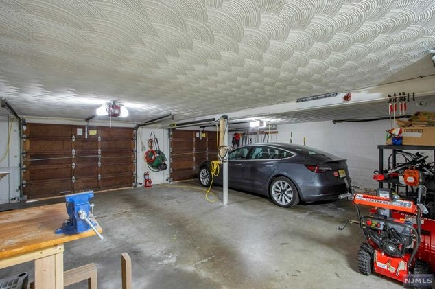 734 Van Emburgh Ave, Westwood NJ  07676-3818 exterior