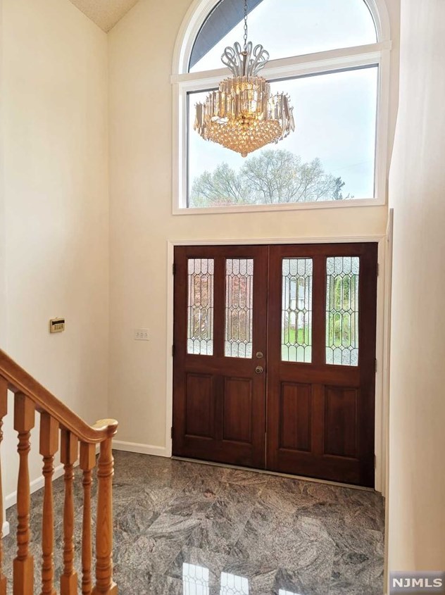235 Rockland Ave, Norwood, NJ 07648