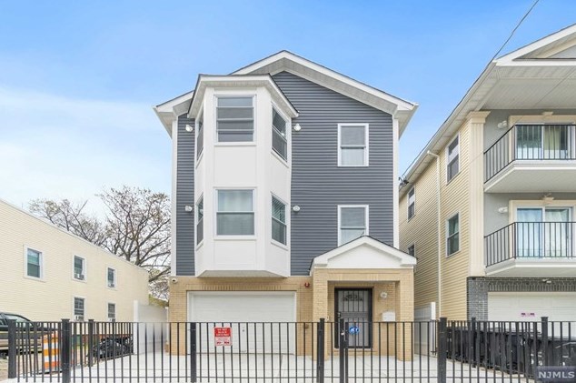 921 18th St, Newark NJ  07108 exterior