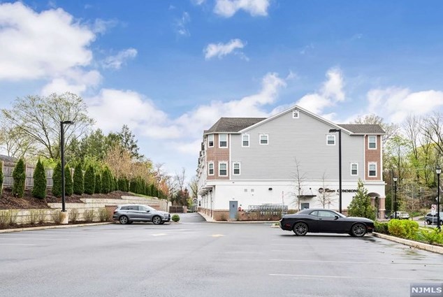 764 Newbridge Rd, Teaneck NJ 07666-2227 exterior