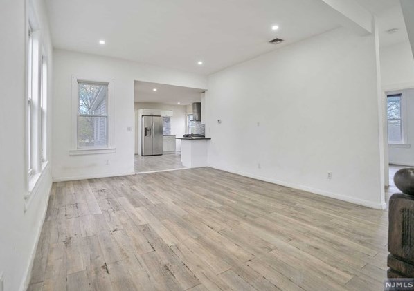 76 Orchard St, Ridgefield Park, NJ 07660-2240
