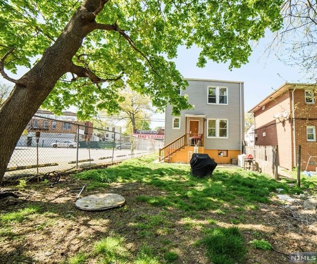 242-244 Stuyvesant Ave., Newark, NJ 07106