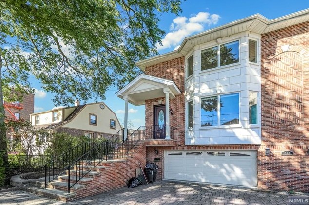 415 Roff Ave # A, Palisades Park, NJ