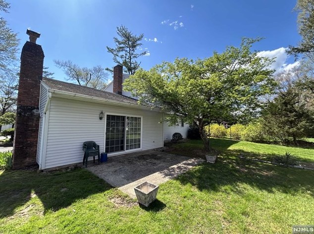 246 Brooklake Rd, Florham Park, NJ 07932