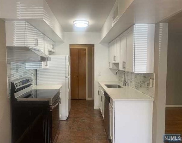 1477 John St, West Fort Lee NJ  07024-2563 exterior