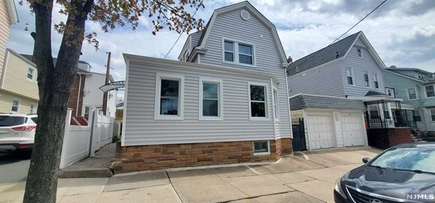 148 Brighton Ave #2, Kearny, NJ 07032