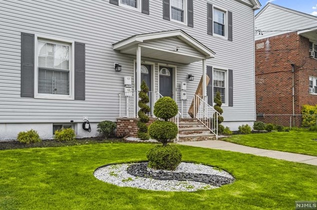 24-26 Lyons Pl, Elizabeth, NJ 07202
