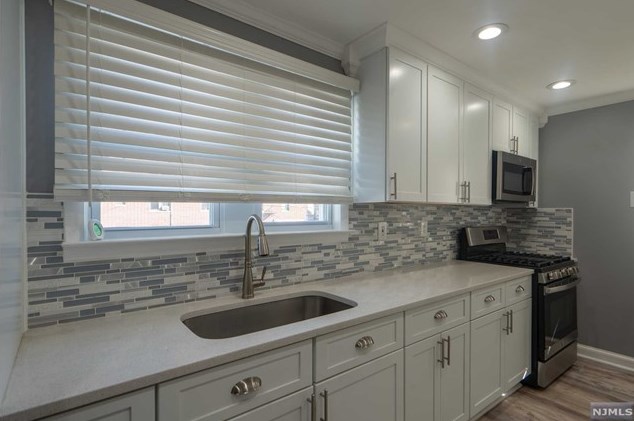 415 Walker St, Fairview, NJ 07022