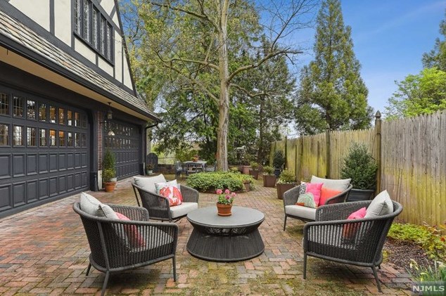 277 Upper Mountain Ave, Montclair, NJ 07043-1015