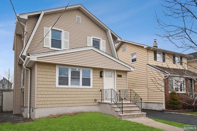 398 Forest Ave, Lyndhurst, NJ 07071-2411