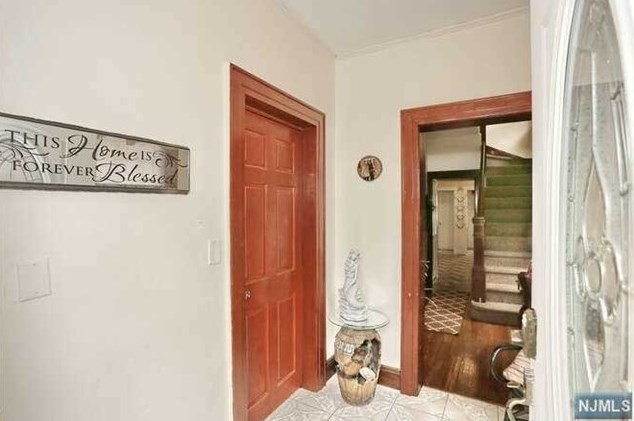 1108 Lorraine Ave, Teaneck NJ 07666-5745 exterior