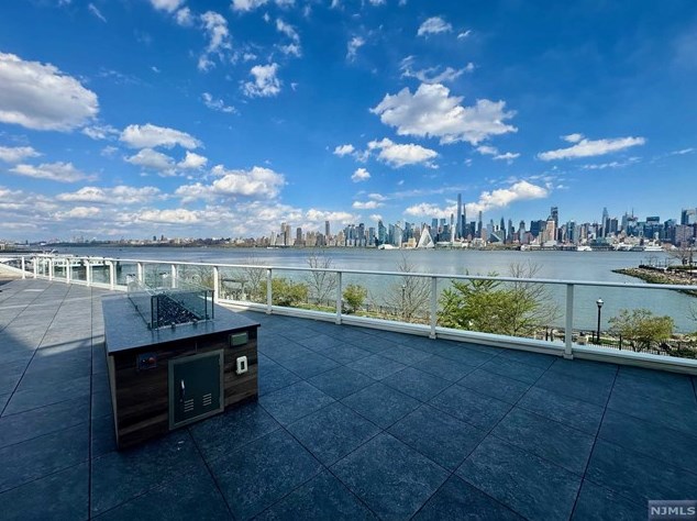 800 Ave At Port Imperial #323, Union City, NJ 07086