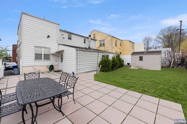 46 King St, Nutley, NJ 07110