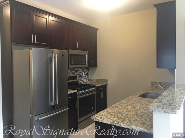 62 Bergen Turnpike #4h, Ridgefield Park, NJ 07660
