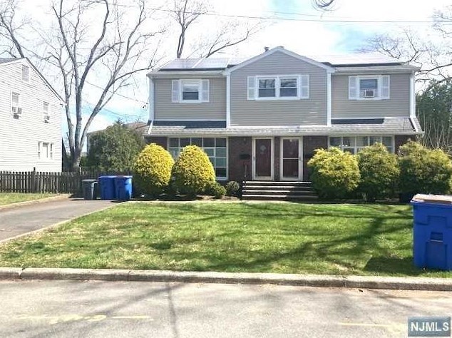 98 Cortland Pl, Tenafly, NJ 07670