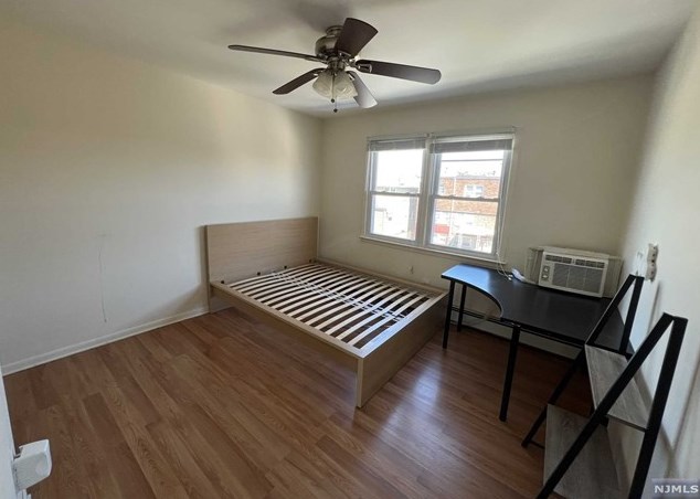 128 Sussex St, East Newark NJ  07029-2122 exterior