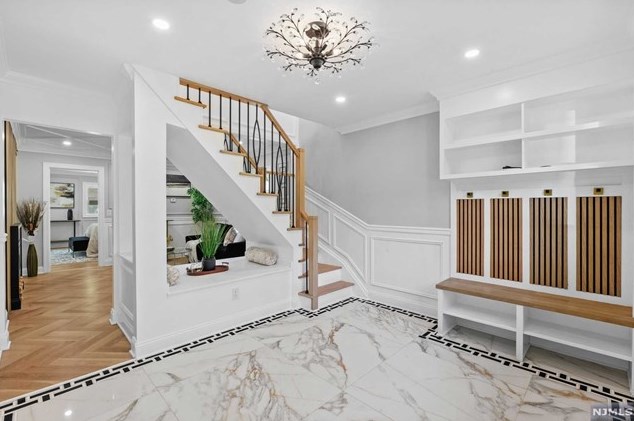 10 Christie St, Demarest, NJ 07627-1505