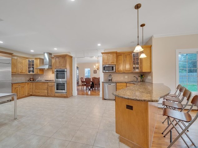 410 Piermont Rd, Closter NJ 07624-2848 exterior