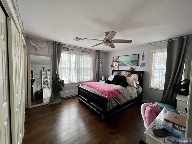 699 Eastern Ct, Ridgewood NJ 07450 exterior