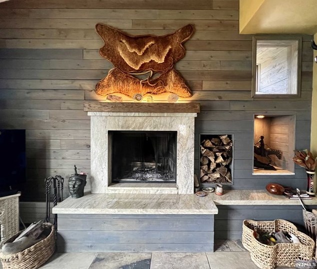 699 Eastern Ct, Ridgewood NJ 07450 exterior