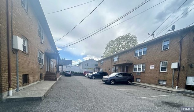42 Union St #6, Lodi, NJ 07644