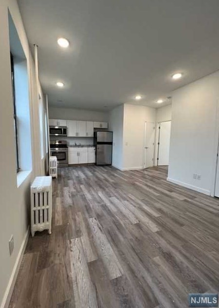 33-35 Storms Ave, Jersey City, NJ 07306