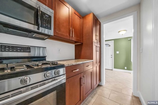 90 Union Ave, Rutherford NJ 07070-1539 exterior