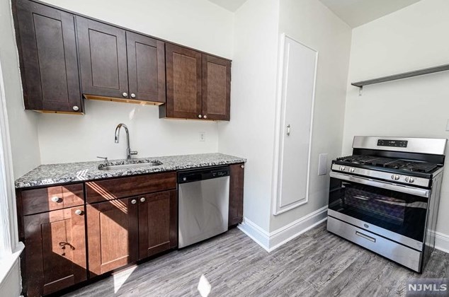 90 Union Ave, Rutherford NJ 07070-1539 exterior