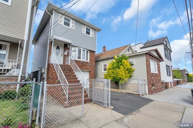 259 Wilson Ave, Kearny, NJ 07032