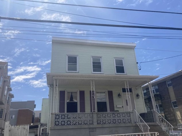 216 Cliff St, Cliffside Park NJ  07010-1409 exterior