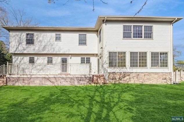 85 Chestnut St, Haworth NJ 07641-1906 exterior