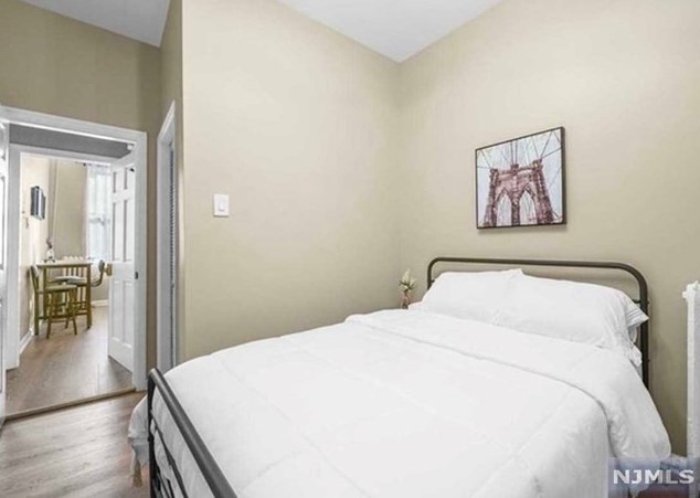 587 57th St #2, West New York, NJ 07093