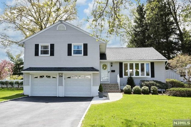 334 Webster Dr, N Milford, NJ 07646