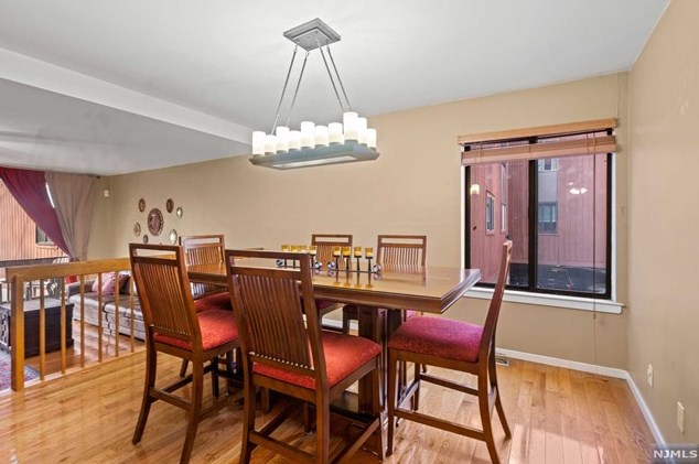 599 Sanderling Ct, Secaucus NJ  07094-2221 exterior