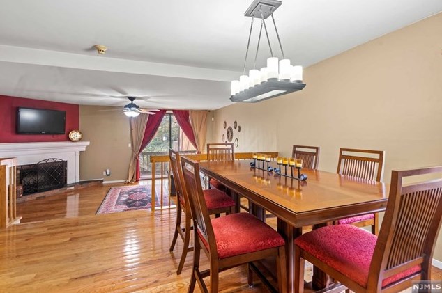 599 Sanderling Ct, Secaucus NJ  07094-2221 exterior