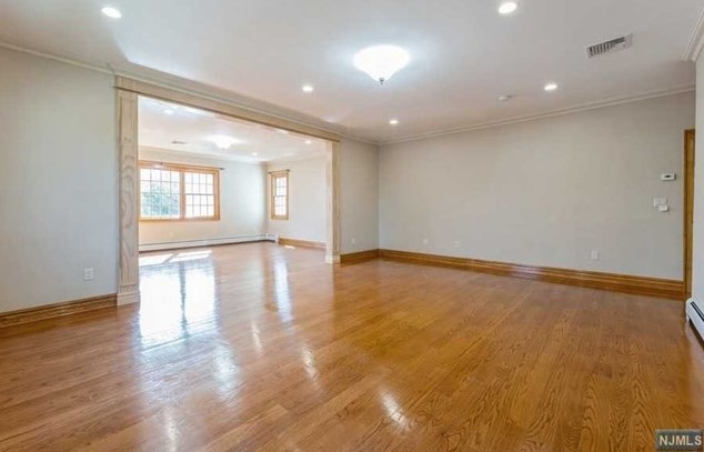 85 Chestnut St, Haworth NJ 07641-1906 exterior