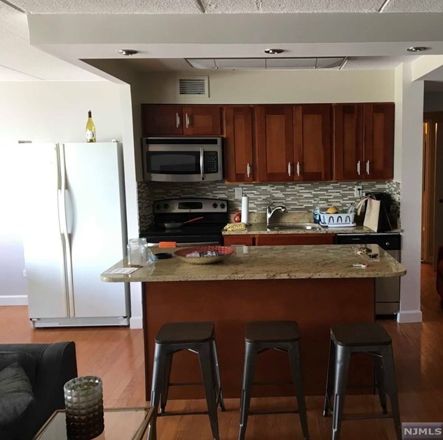 555 Gorge Rd #6b, Cliffside Park, NJ