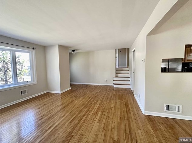 182 Porter Ave, Bergenfield NJ  07621-2526 exterior